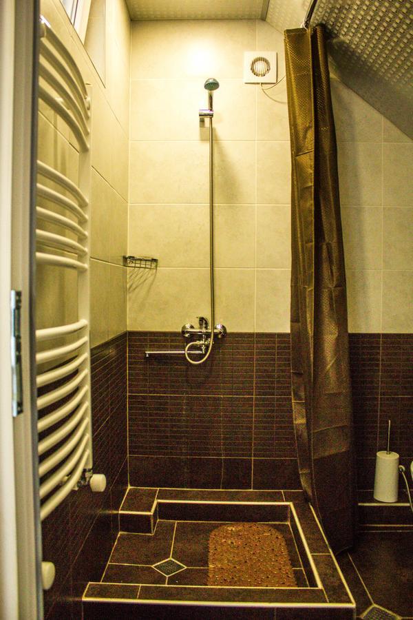 "Aragvi" Hotel Нагореви Екстер'єр фото